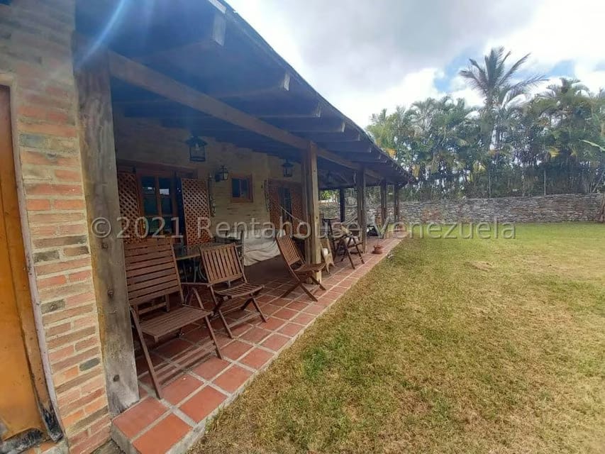 Casa (Multipes Niveles) en Venta en Loma Larga, Distrito Metropolitano - 27