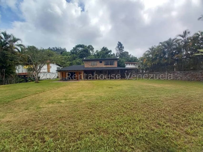 Casa (Multipes Niveles) en Venta en Loma Larga, Distrito Metropolitano - 28