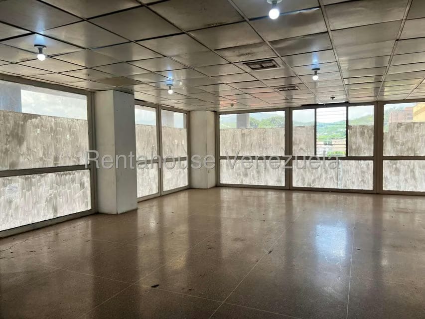 Comercial (Local Comercial) en Venta en Avenida Victoria, Aragua - 13