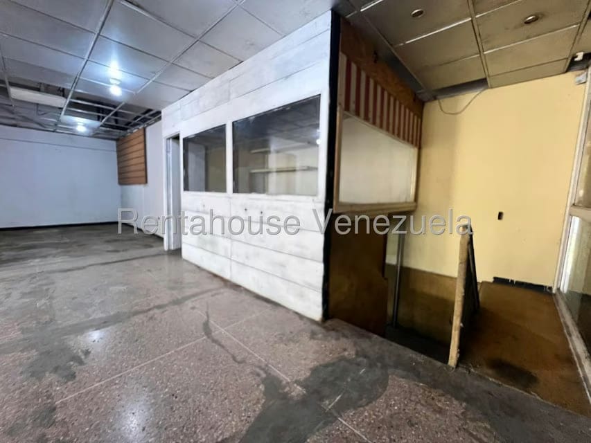 Comercial (Local Comercial) en Venta en Avenida Victoria, Aragua - 15
