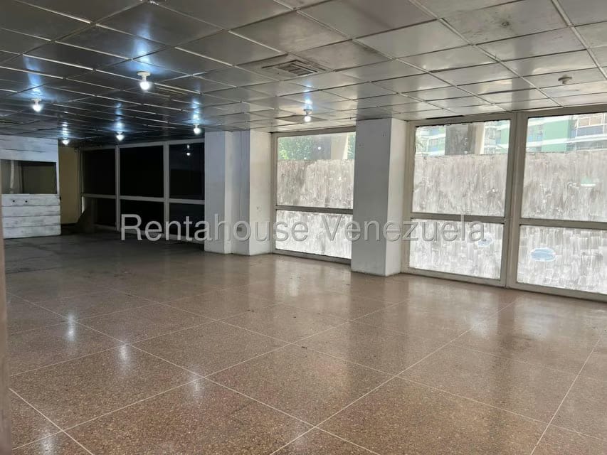 Comercial (Local Comercial) en Venta en Avenida Victoria, Aragua - 18