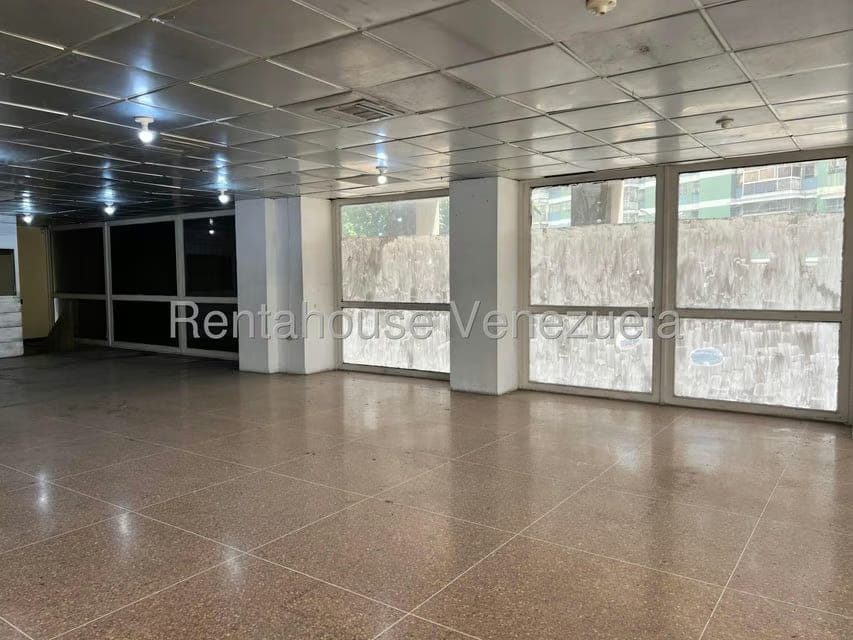 Comercial (Local Comercial) en Venta en Avenida Victoria, Aragua - 19