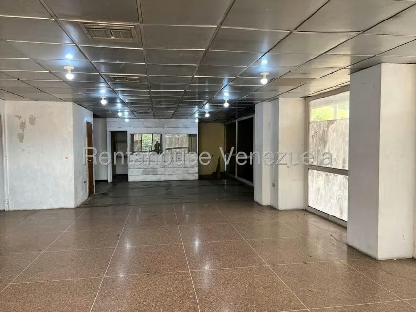 Comercial (Local Comercial) en Venta en Avenida Victoria, Aragua - 20