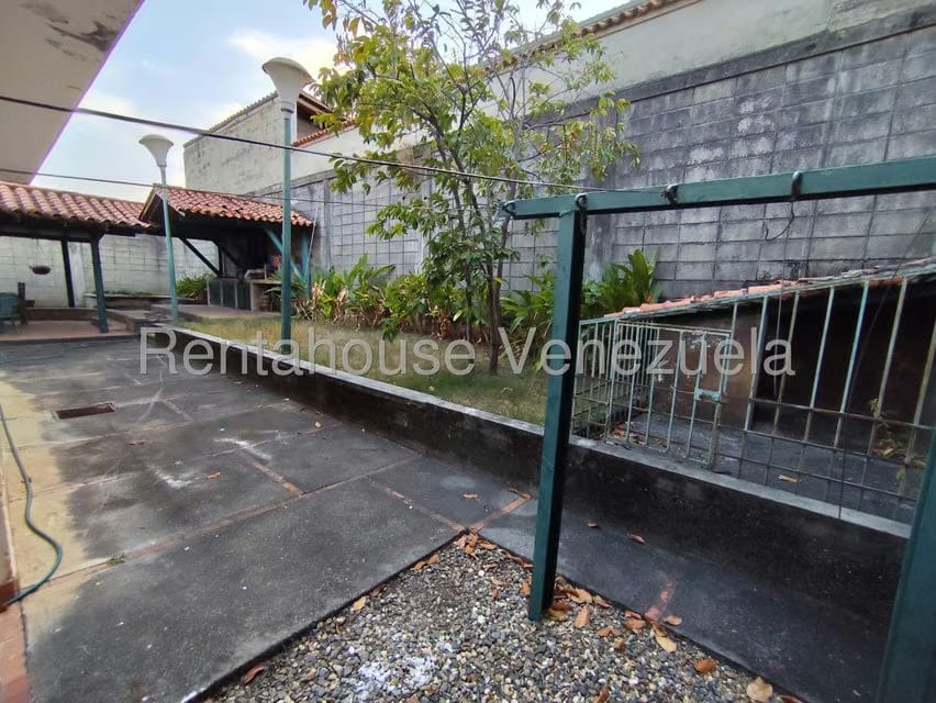 Casa (Multipes Niveles) en Venta en La Zaragoza, Portuguesa - 25