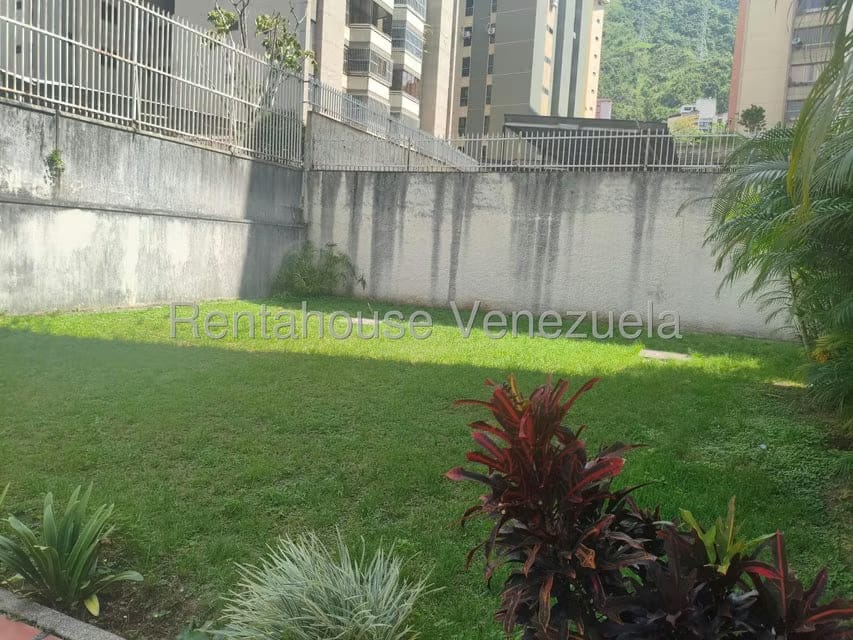 Apartamento (1 Nivel) en Alquiler en Terrazas del Avila, Distrito Metropolitano - 33