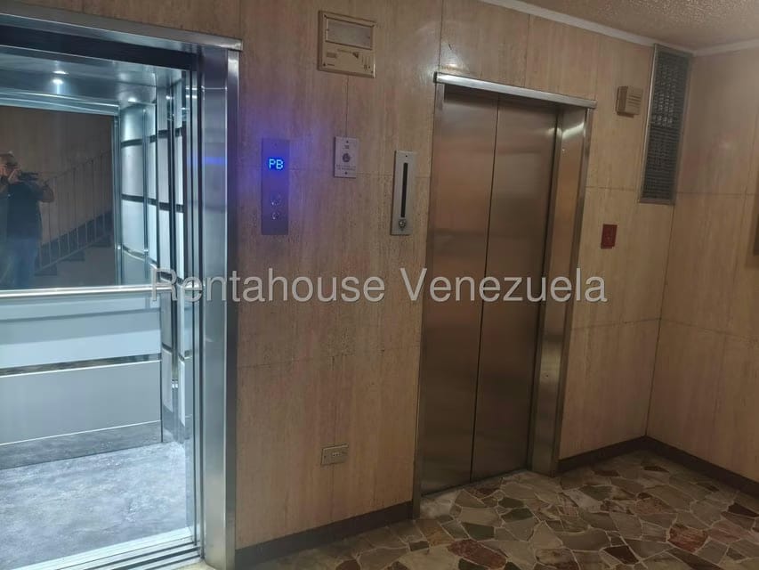 Apartamento (1 Nivel) en Alquiler en Terrazas del Avila, Distrito Metropolitano - 34