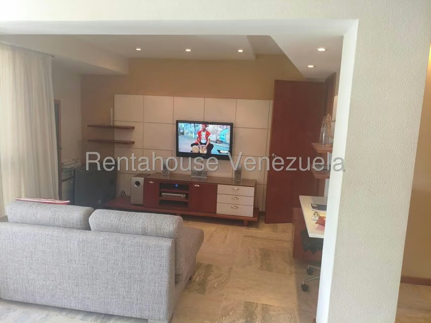 Apartamento (1 Nivel) en Alquiler en Terrazas del Avila, Distrito Metropolitano - 5