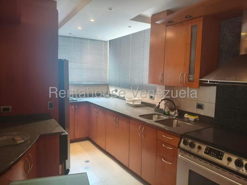 Apartamento (1 Nivel) en Alquiler en Terrazas del Avila, Distrito Metropolitano - 10