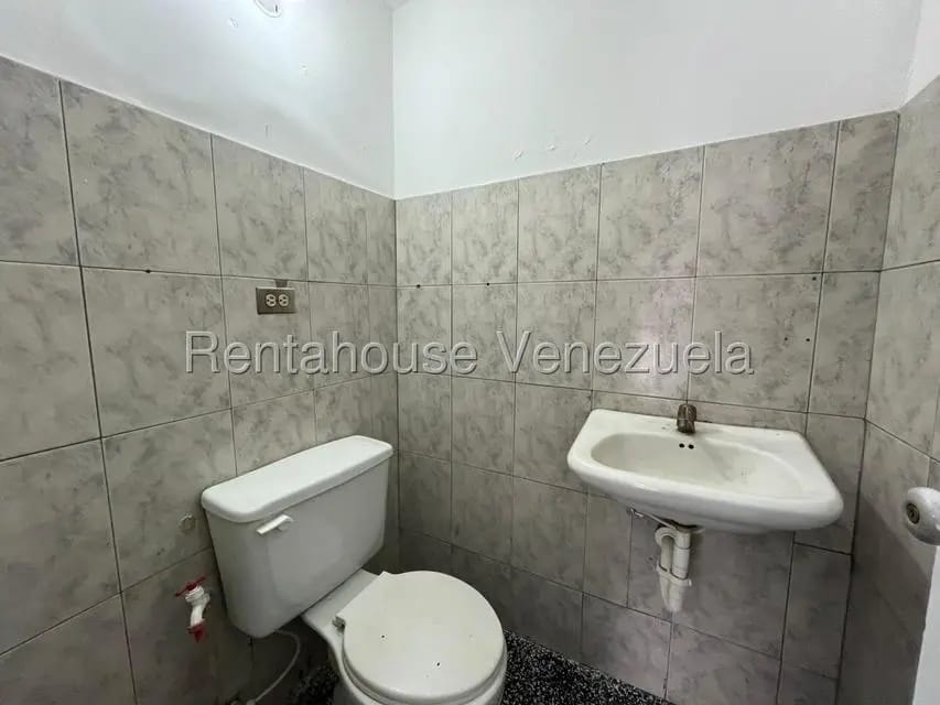 Comercial (Local Comercial) en Alquiler en Chacao, Distrito Metropolitano - 12
