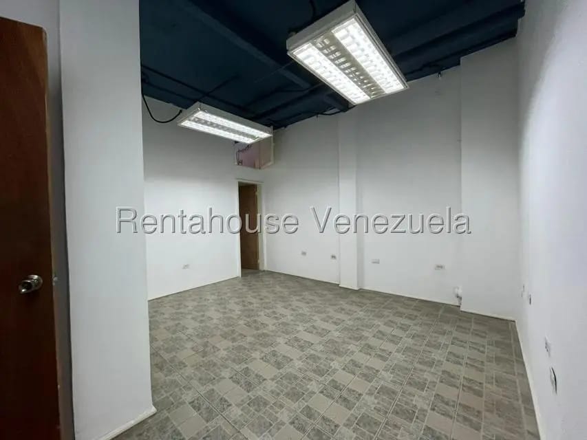Comercial (Local Comercial) en Alquiler en Chacao, Distrito Metropolitano - 16