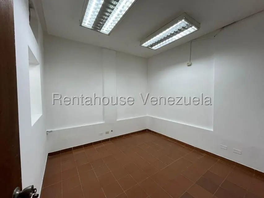 Comercial (Local Comercial) en Alquiler en Chacao, Distrito Metropolitano - 21