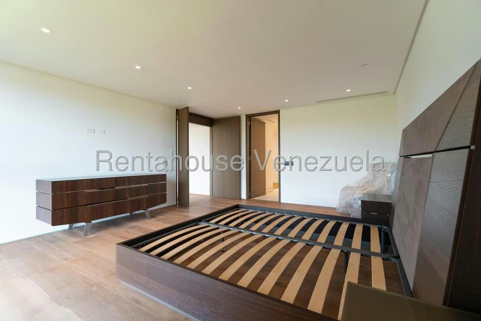Apartamento (1 Nivel) en Venta en San Marino, Distrito Metropolitano - 34