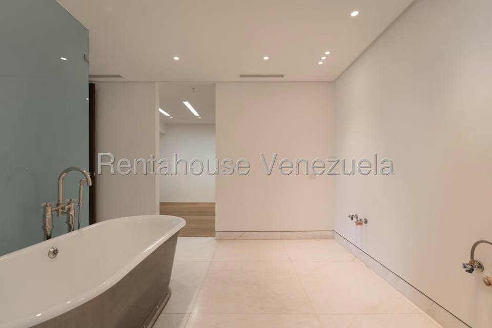 Apartamento (1 Nivel) en Venta en San Marino, Distrito Metropolitano - 40