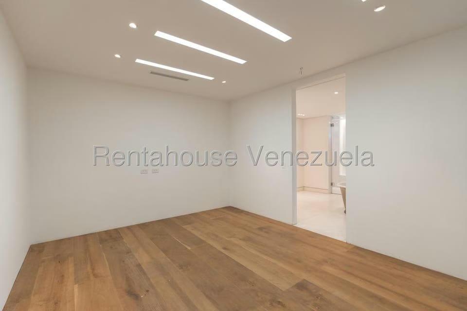 Apartamento (1 Nivel) en Venta en San Marino, Distrito Metropolitano - 42