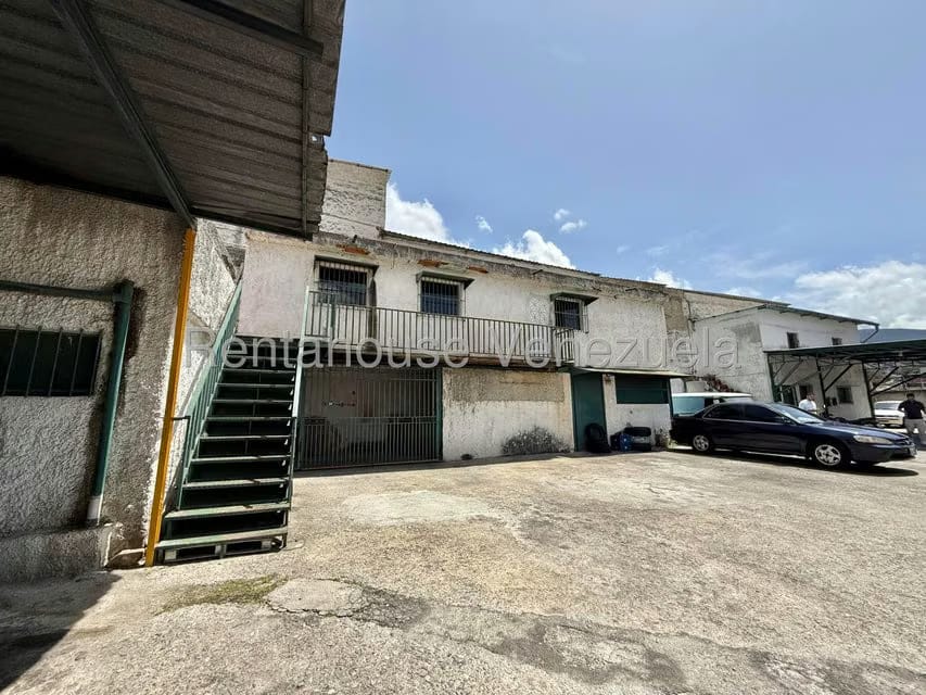 Terreno (Comercial) en Venta en Catia, Distrito Metropolitano - 4