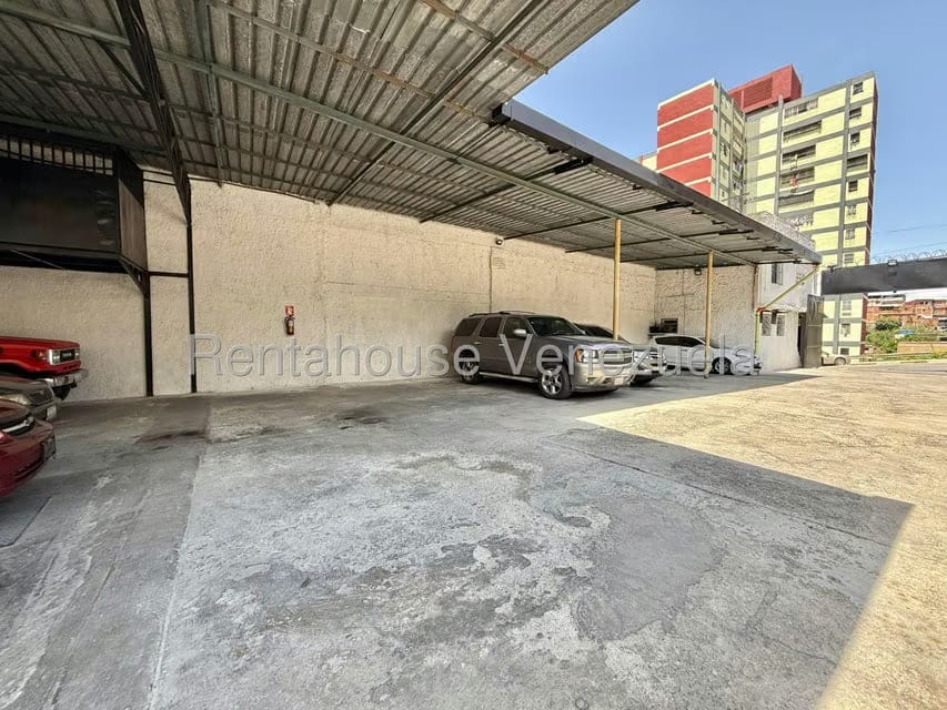 Terreno (Comercial) en Venta en Catia, Distrito Metropolitano - 8