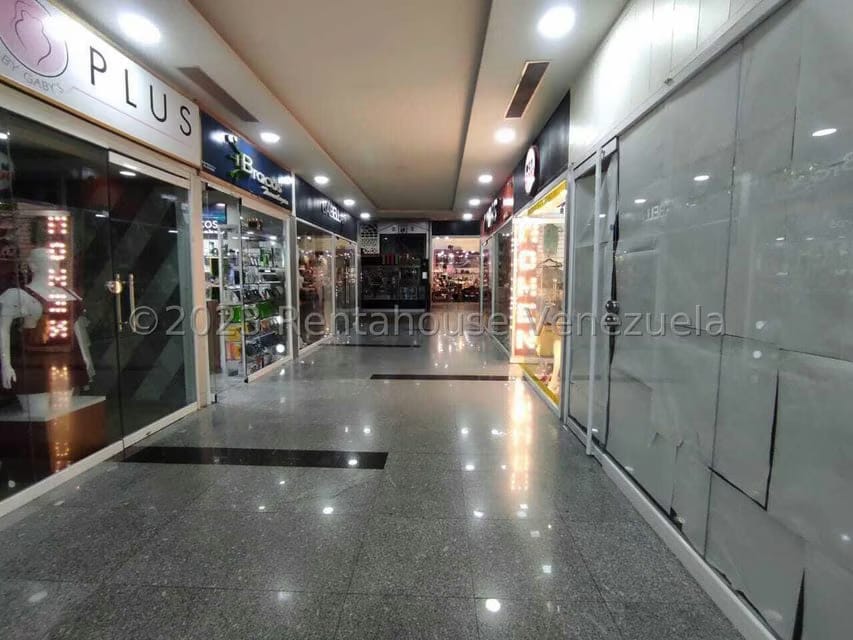 Comercial (Local Comercial) en Alquiler en Los Libertadores, Aragua - 3