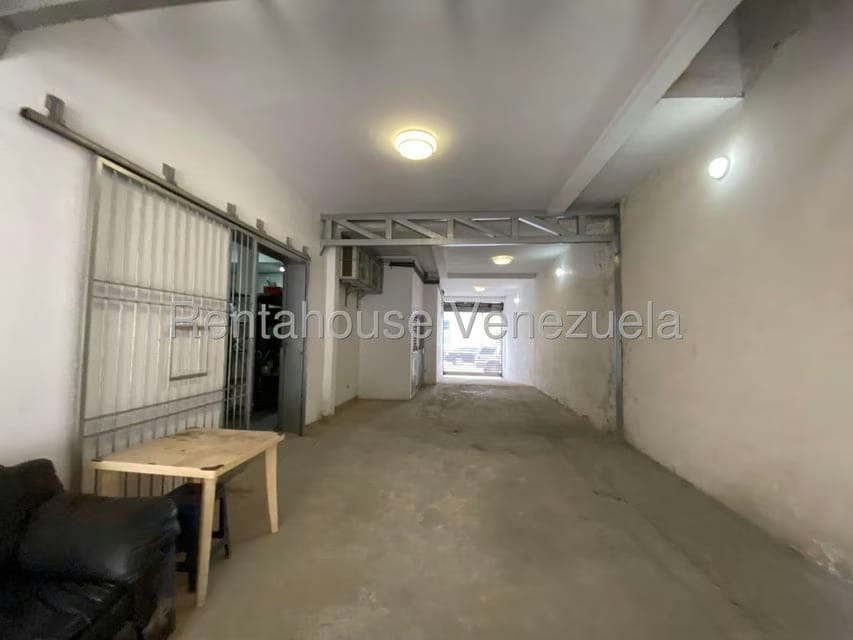 Comercial (Local Comercial) en Venta en La Barraca, Aragua - 37