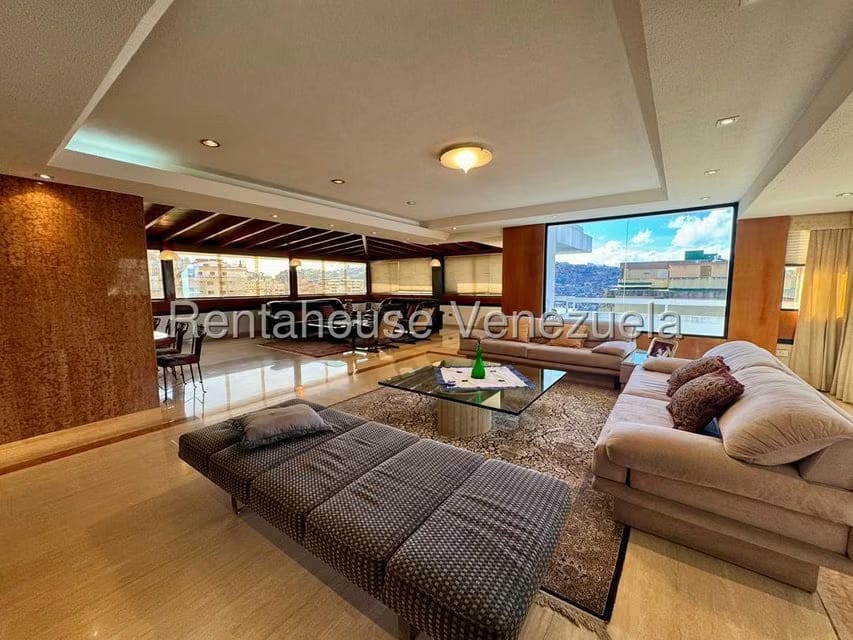 Apartamento (Penthouse) en Venta en Terrazas del Avila, Distrito Metropolitano - 2