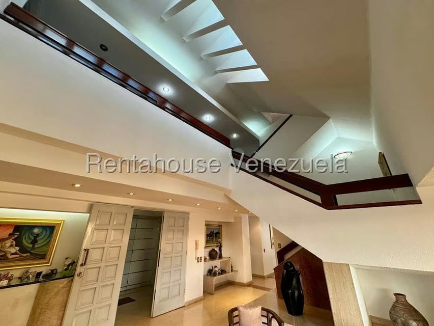 Apartamento (Penthouse) en Venta en Terrazas del Avila, Distrito Metropolitano - 11