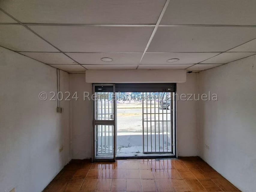 Comercial (Local Comercial) en Alquiler en Parroquia Catedral, Lara - 26