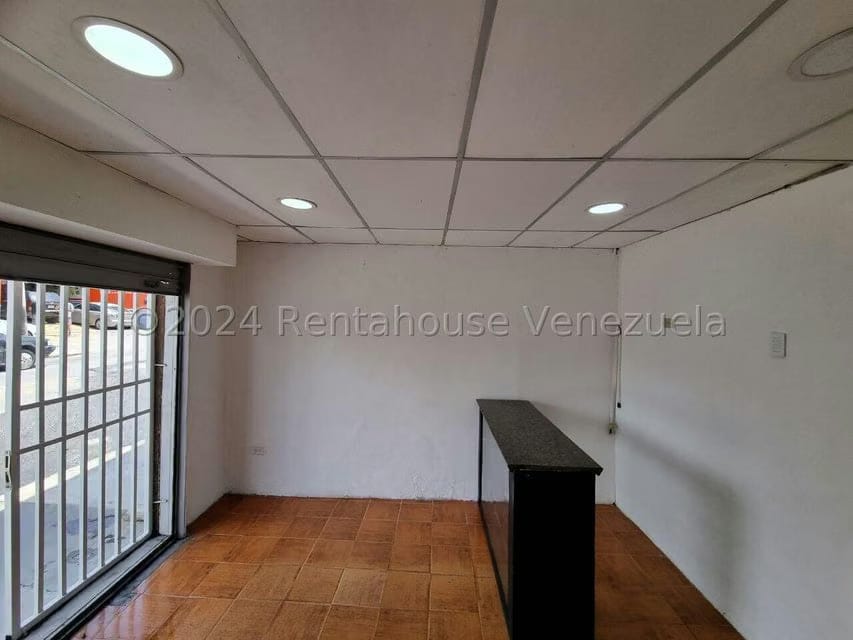 Comercial (Local Comercial) en Alquiler en Parroquia Catedral, Lara - 34