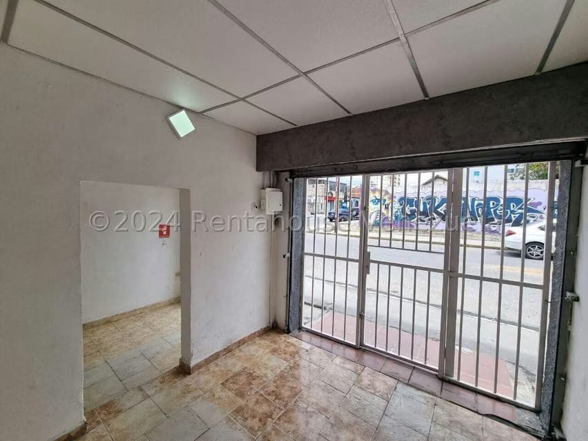 Comercial (Local Comercial) en Alquiler en Parroquia Catedral, Lara - 7