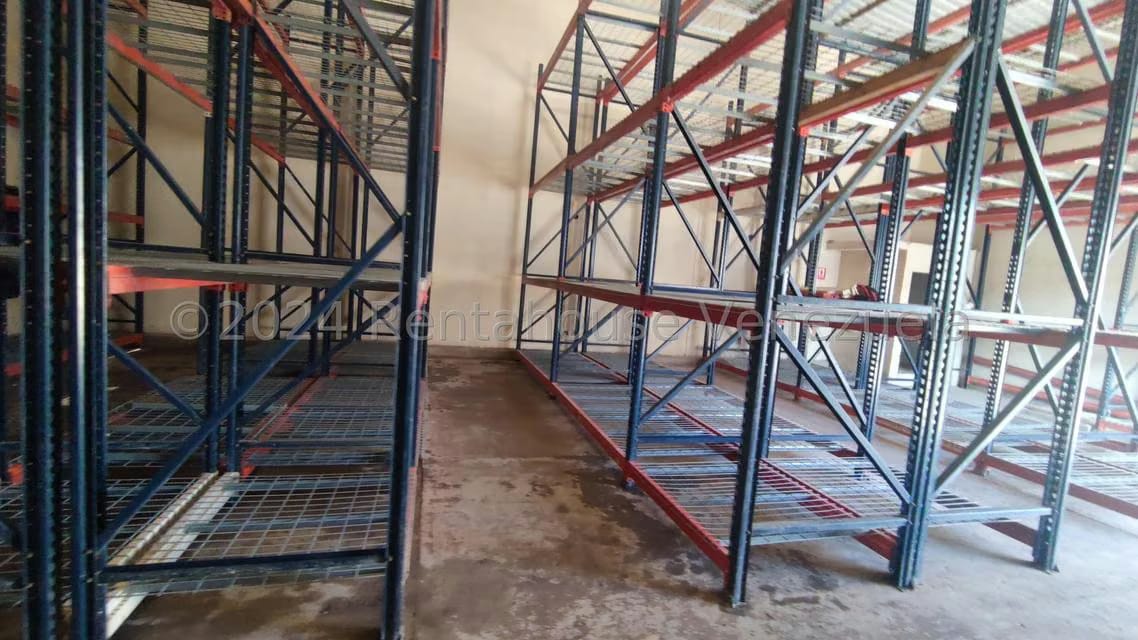 Comercial (Galpon - Deposito) en Venta en San Antonio, Nueva Esparta - 4