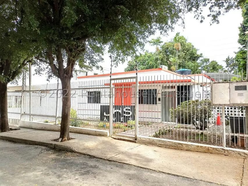 Casa (1 Nivel) en Venta en Del Este, Lara - 2
