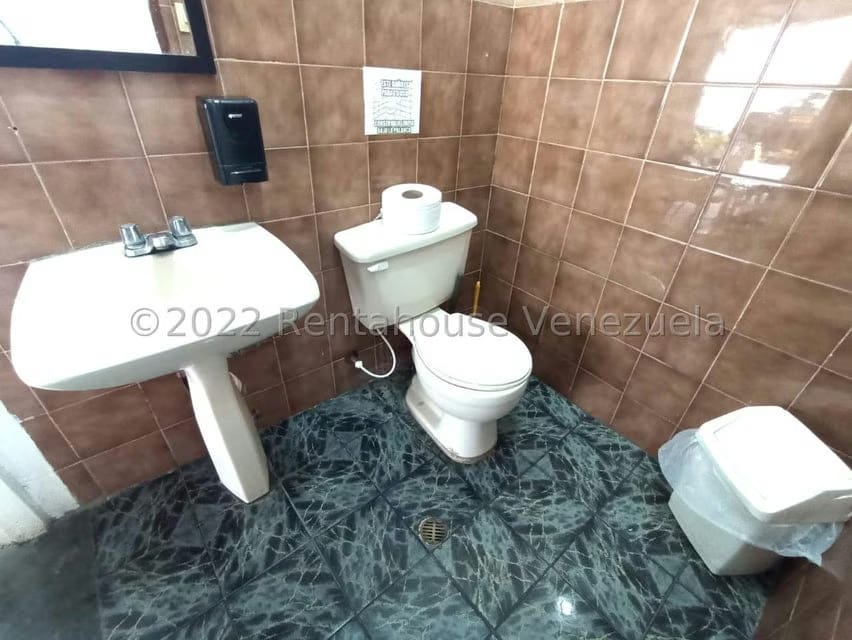 Casa (1 Nivel) en Venta en Del Este, Lara - 35