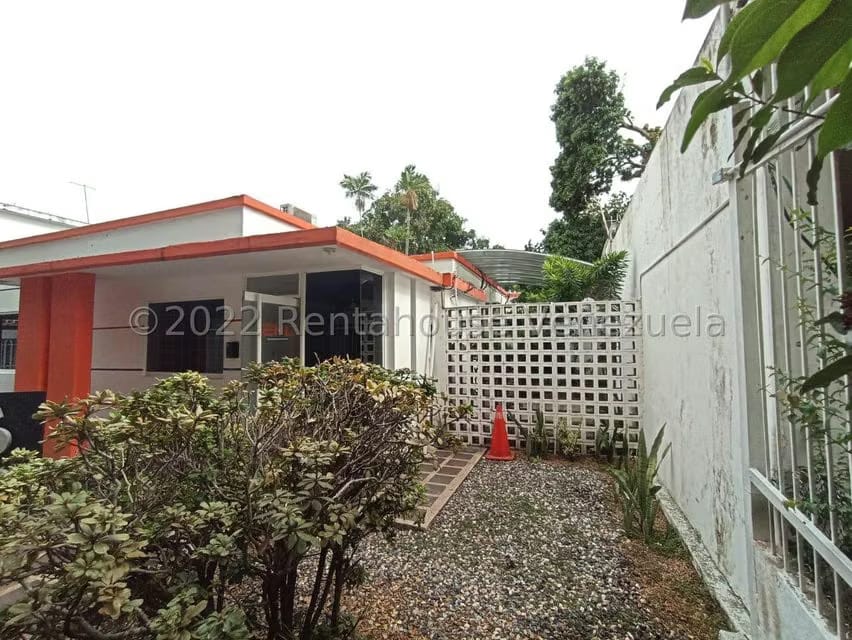 Casa (1 Nivel) en Venta en Del Este, Lara - 46