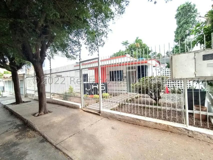 Casa (1 Nivel) en Venta en Del Este, Lara - 61