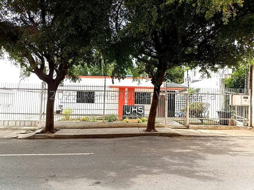 Casa (1 Nivel) en Venta en Del Este, Lara - 63