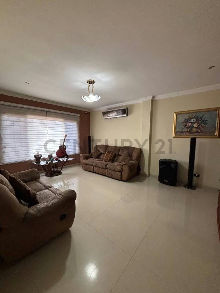CONJUNTO RESIDENCIAL VILLAS SANTA ESMERALDA Modelo Villa Verona - 14