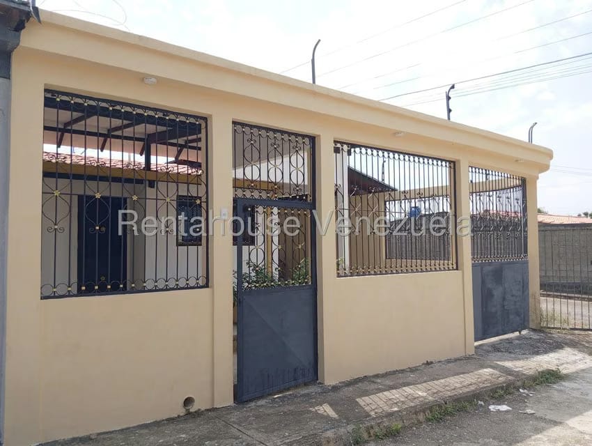 Casa (1 Nivel) en Venta en Ciudad Varyna, Barinas