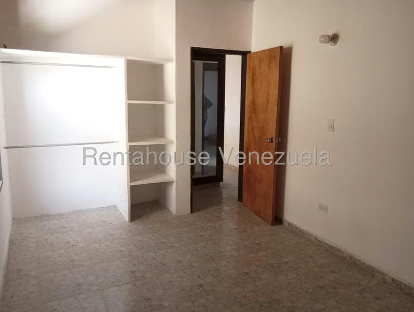 Casa (1 Nivel) en Venta en Ciudad Varyna, Barinas - 14