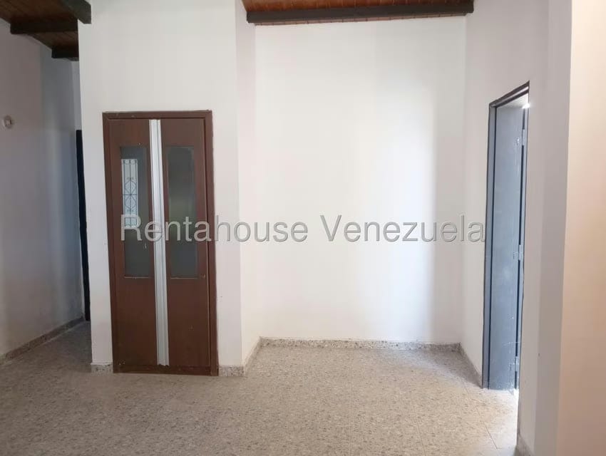 Casa (1 Nivel) en Venta en Ciudad Varyna, Barinas - 8