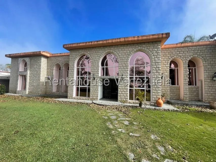 Casa (Duplex) en Venta en Avenida Principal Cecilio Acosta, Miranda - 21