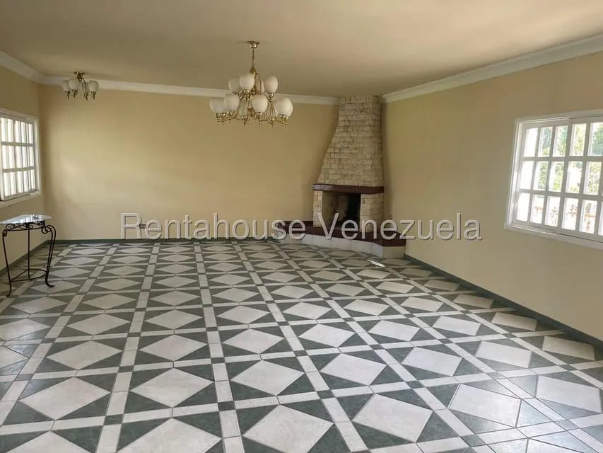 Casa (Duplex) en Venta en Avenida Principal Cecilio Acosta, Miranda - 7
