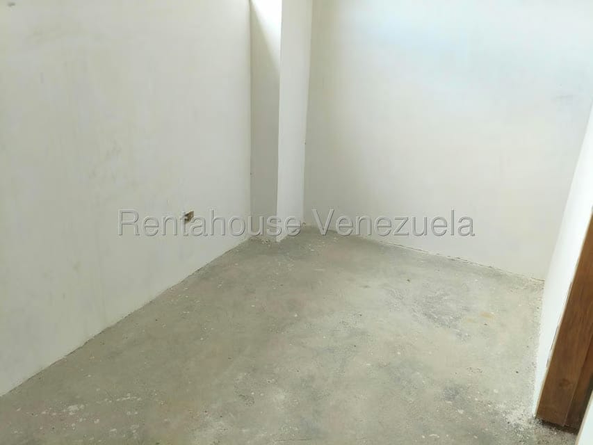 Apartamento (1 Nivel) en Venta en Solar del Hatillo, Distrito Metropolitano - 12
