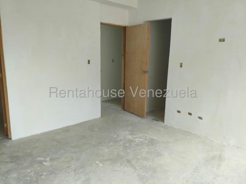Apartamento (1 Nivel) en Venta en Solar del Hatillo, Distrito Metropolitano - 20