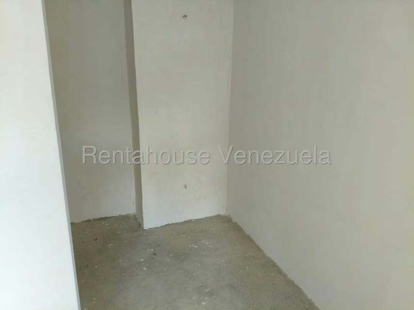 Apartamento (1 Nivel) en Venta en Solar del Hatillo, Distrito Metropolitano - 25