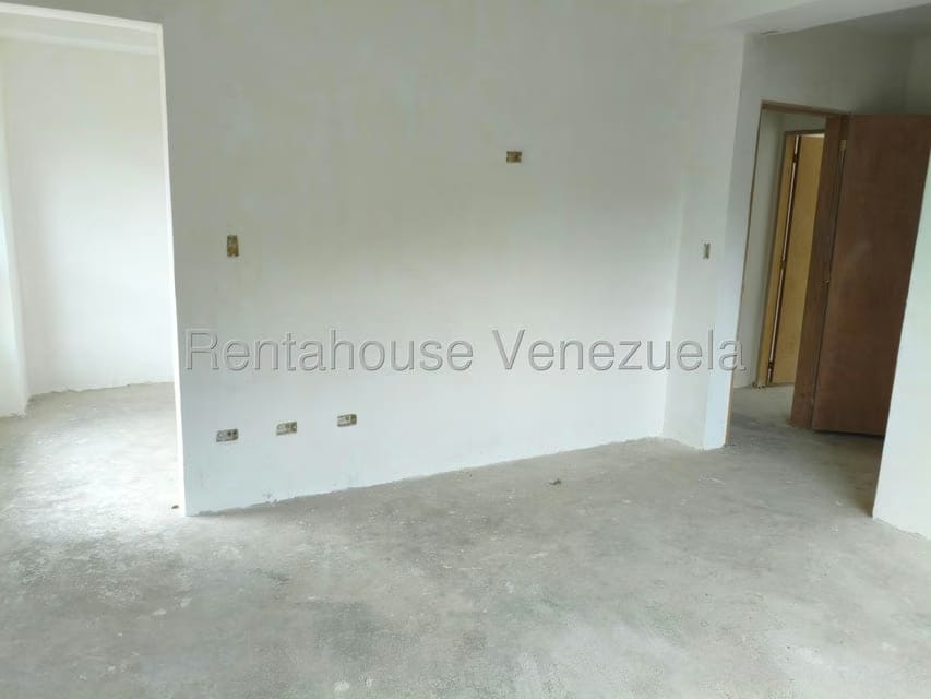 Apartamento (1 Nivel) en Venta en Solar del Hatillo, Distrito Metropolitano - 29