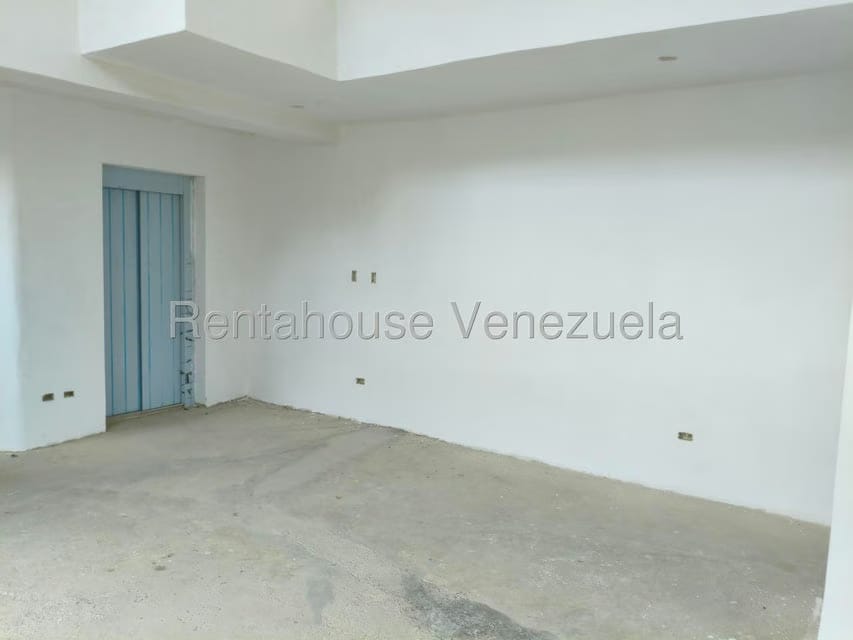 Apartamento (1 Nivel) en Venta en Solar del Hatillo, Distrito Metropolitano - 4