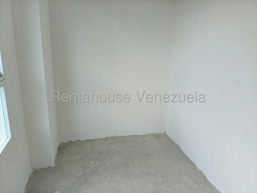 Apartamento (1 Nivel) en Venta en Solar del Hatillo, Distrito Metropolitano - 31