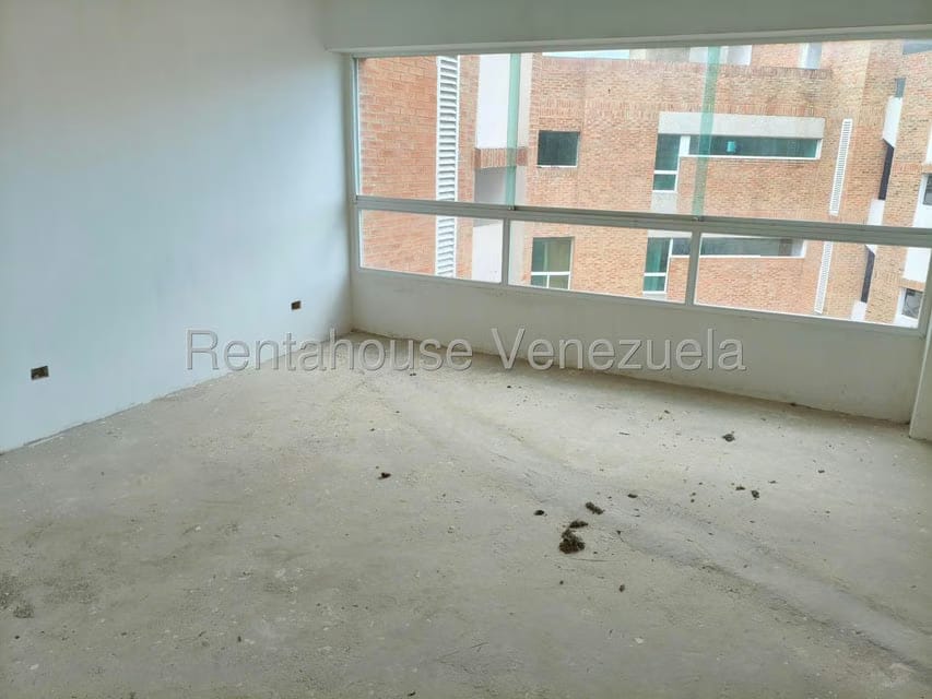 Apartamento (1 Nivel) en Venta en Solar del Hatillo, Distrito Metropolitano - 34