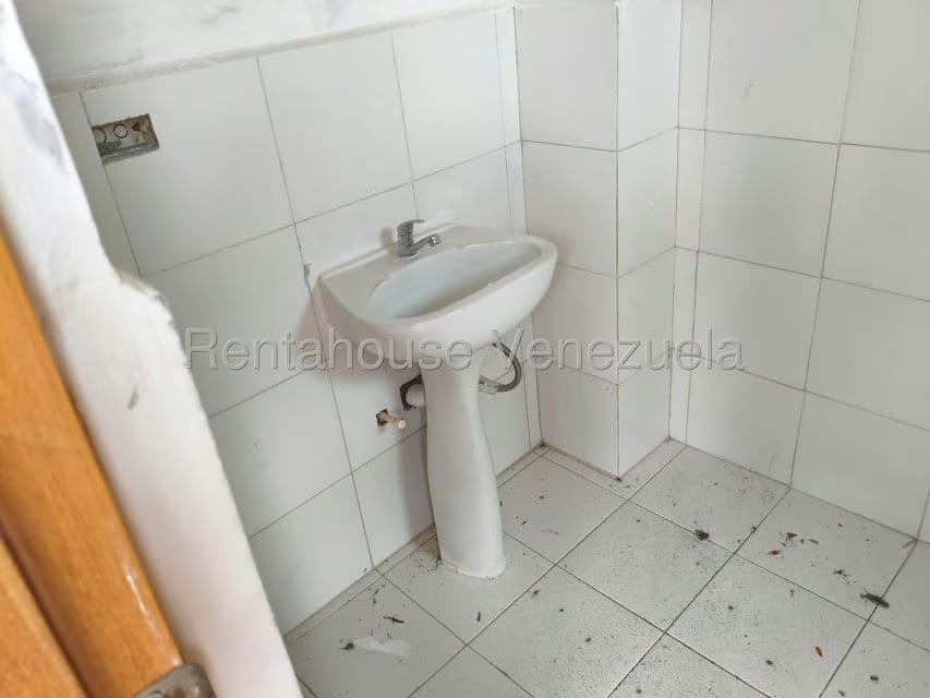Apartamento (1 Nivel) en Venta en Solar del Hatillo, Distrito Metropolitano - 40