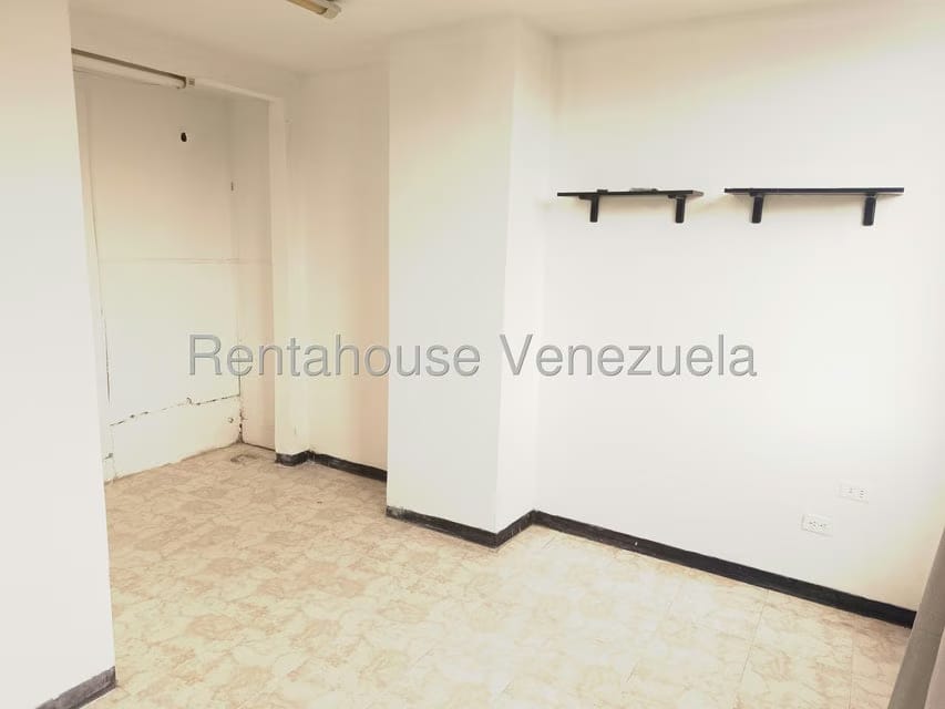 Comercial (Consultorio Medico) en Alquiler en Los Caobos, Distrito Metropolitano - 6