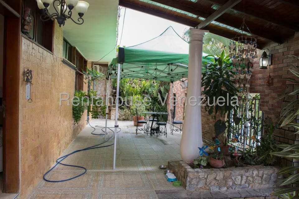 Casa (Duplex) en Venta en Colinas de Vista Alegre, Distrito Metropolitano - 3