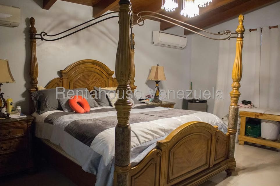 Casa (Duplex) en Venta en Colinas de Vista Alegre, Distrito Metropolitano - 22